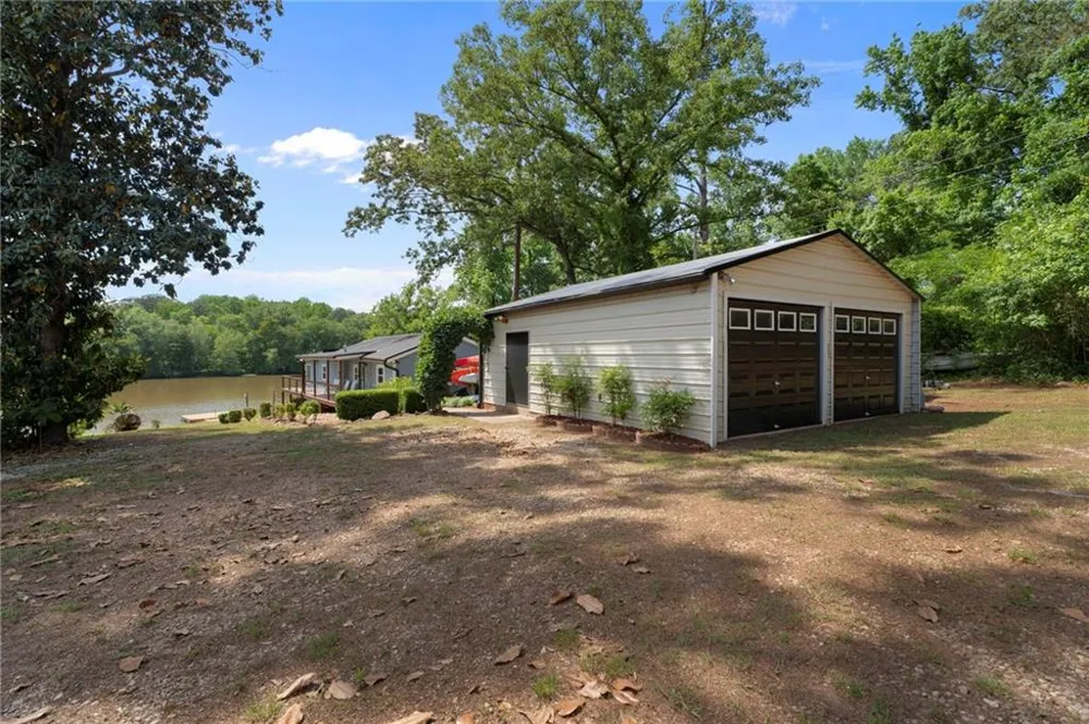 100 S River Bend Jackson, GA 30233
