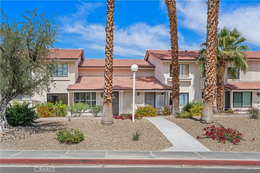 2010 Lawrence Crossley Palm Springs, CA 92264