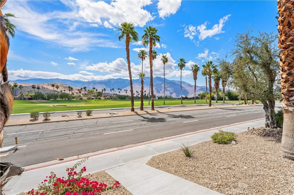 2010 Lawrence Crossley Palm Springs, CA 92264
