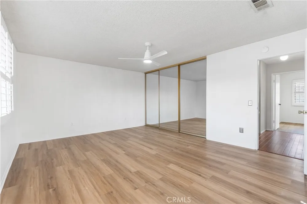 2010 Lawrence Crossley Palm Springs, CA 92264