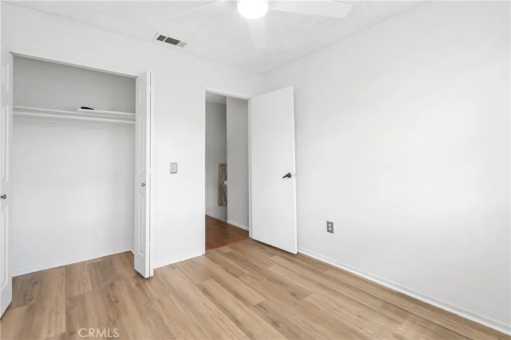 2010 Lawrence Crossley Palm Springs, CA 92264