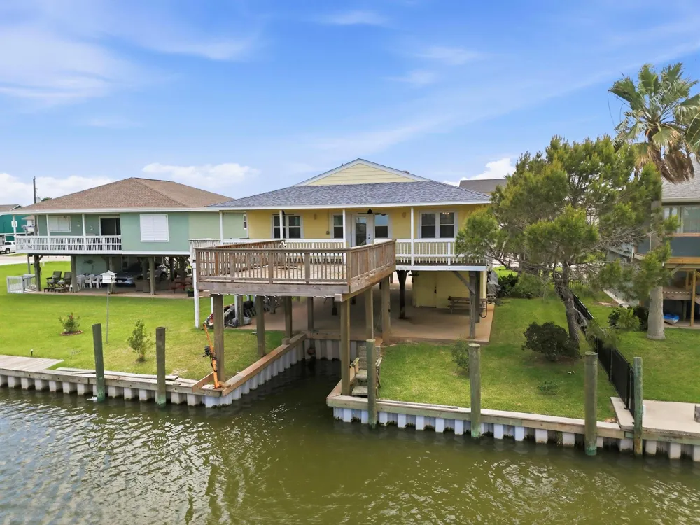 119 Sand Shoals Road Freeport, TX 77541