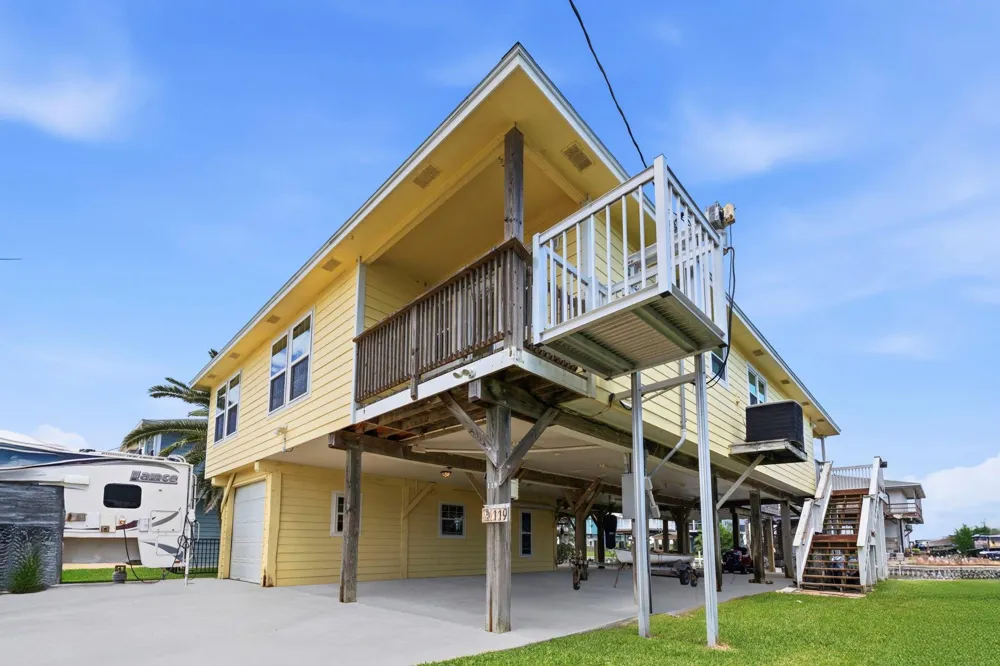 119 Sand Shoals Road Freeport, TX 77541