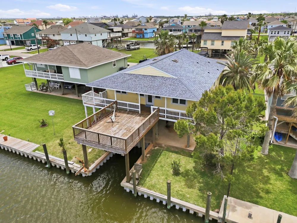 119 Sand Shoals Road Freeport, TX 77541