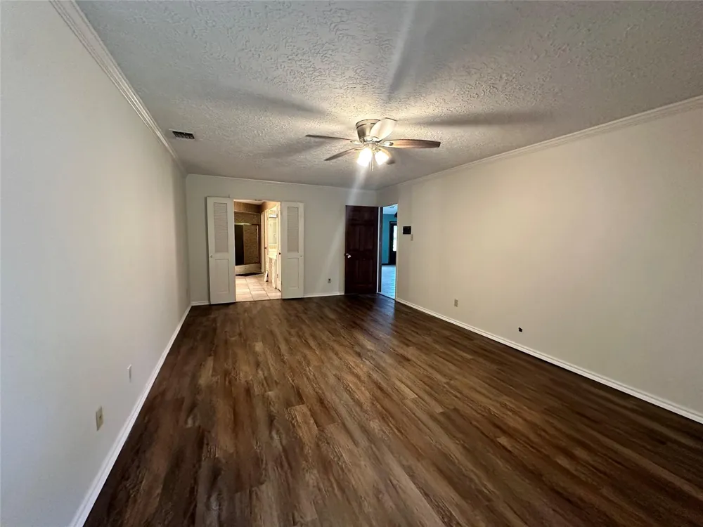 14120 Hwy 105 E Conroe, TX 77306