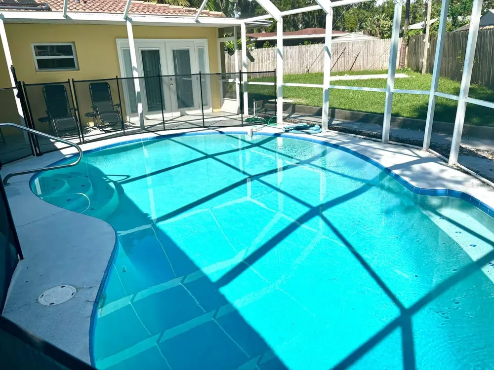 1201 KAPOK KOVE CIRCLE Clearwater, FL 33759