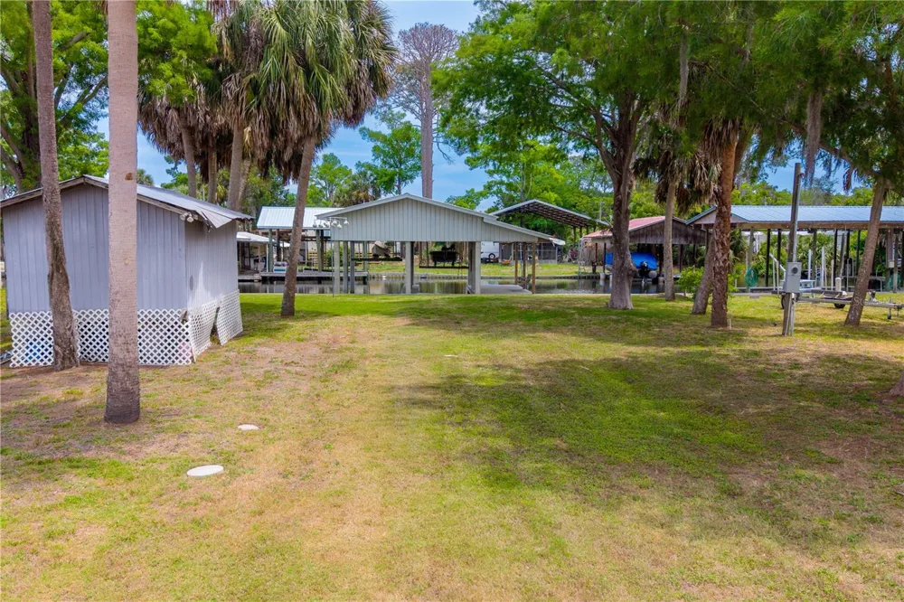 75 NE 236TH STREET Suwannee, FL 32692