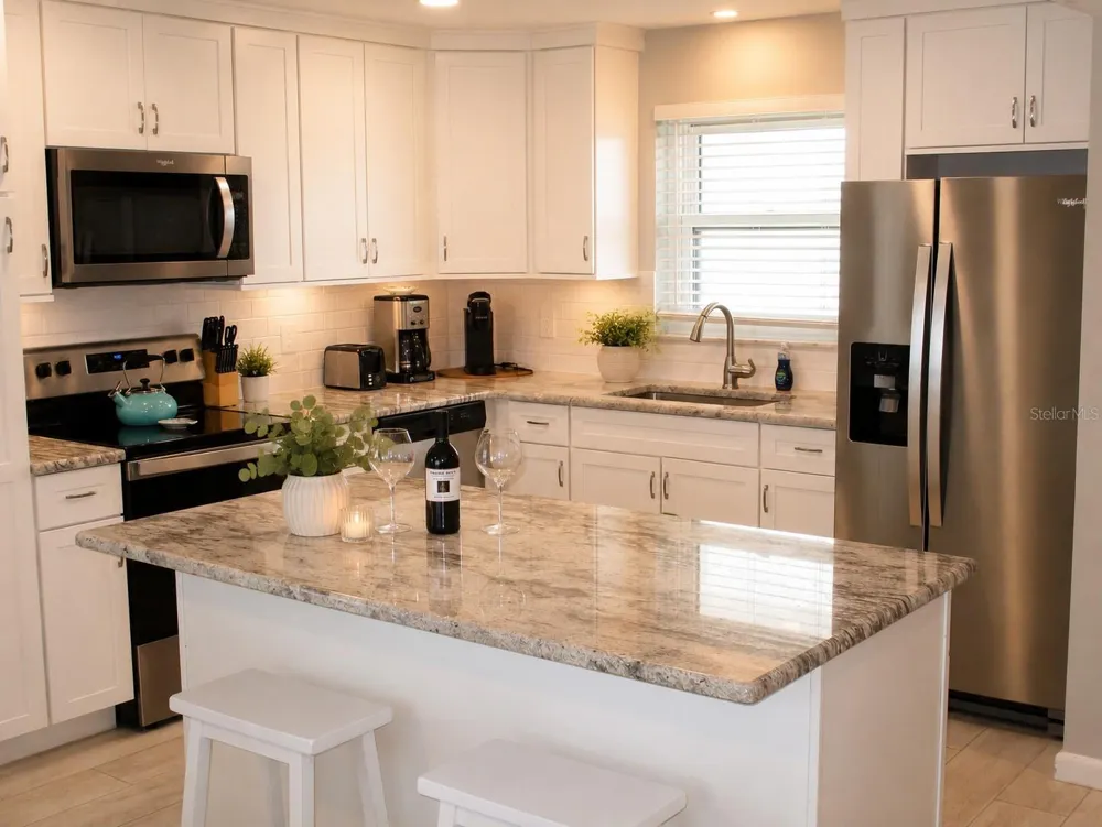 9825 HARRELL AVENUE #404 Treasure Island, FL 33706