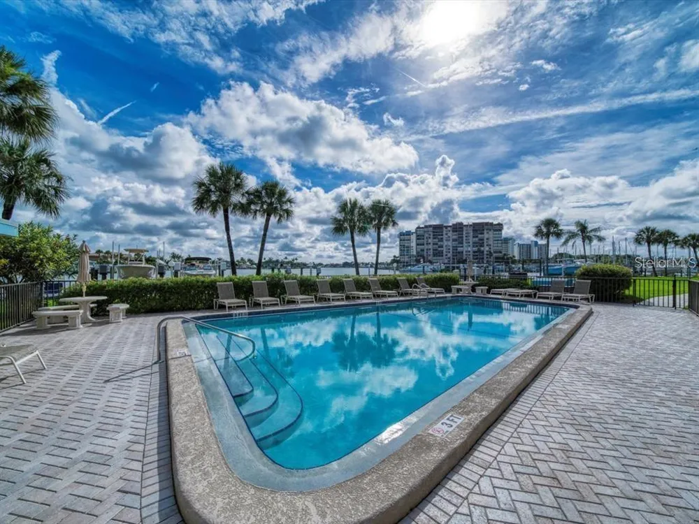 9825 HARRELL AVENUE #404 Treasure Island, FL 33706