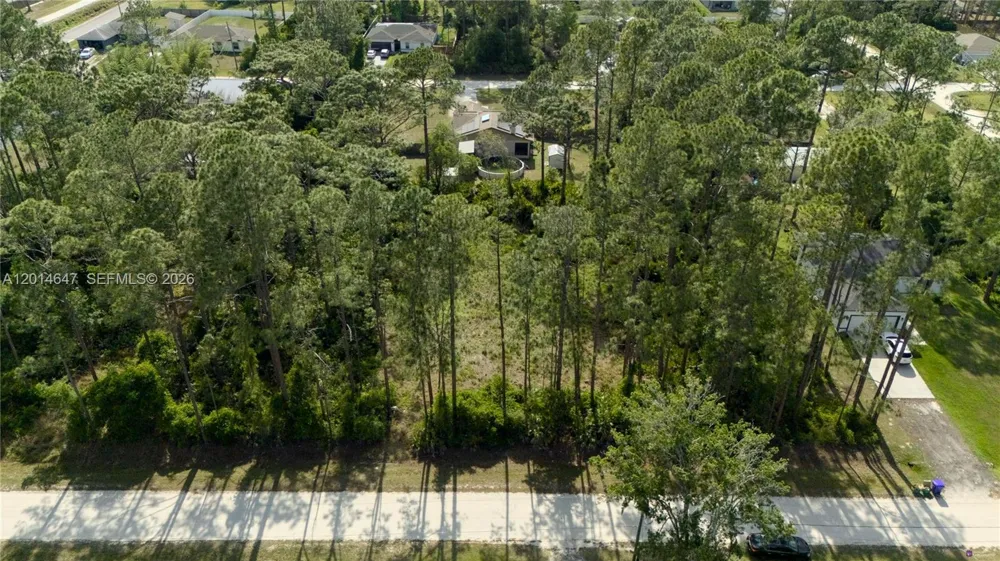 2124 East Pkwy Deland, FL 32724