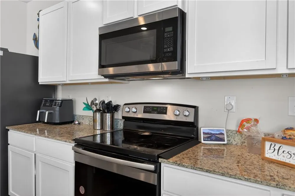 401 Hughes Lane Pendergrass, GA 30567
