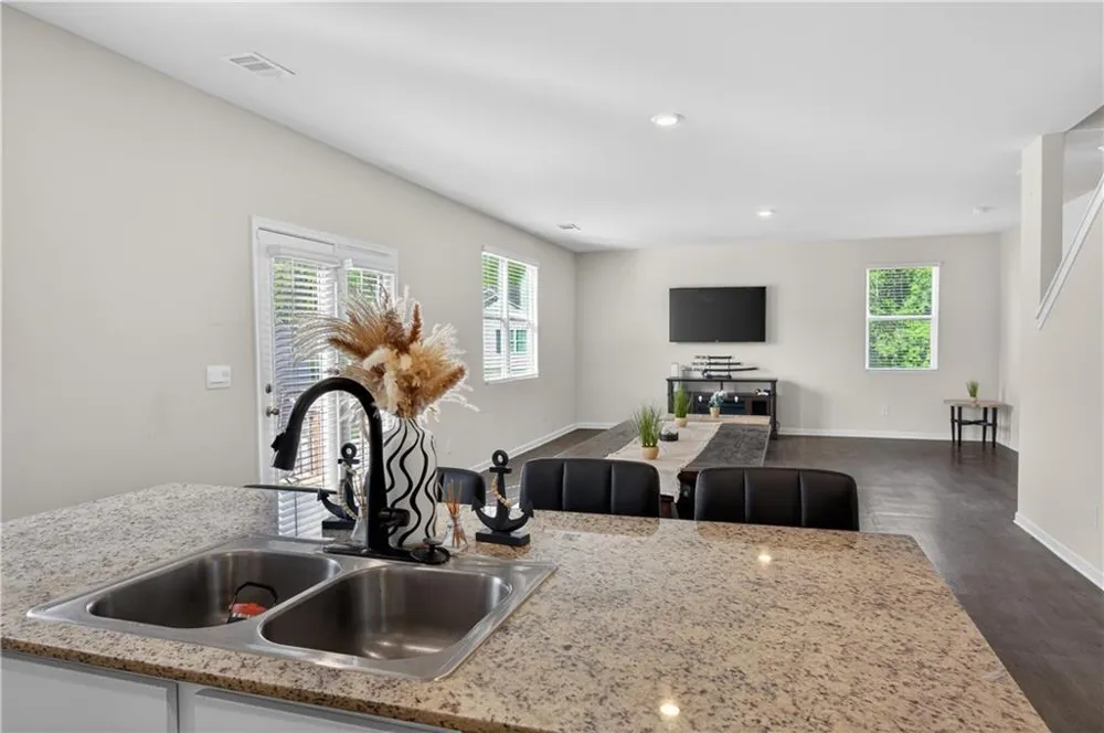 401 Hughes Lane Pendergrass, GA 30567