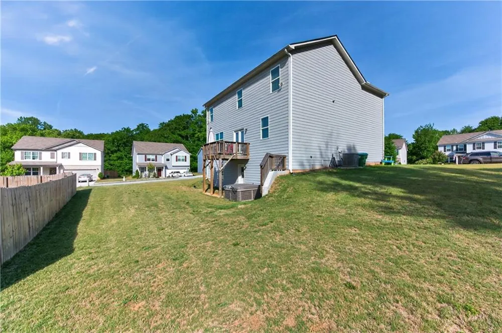 401 Hughes Lane Pendergrass, GA 30567