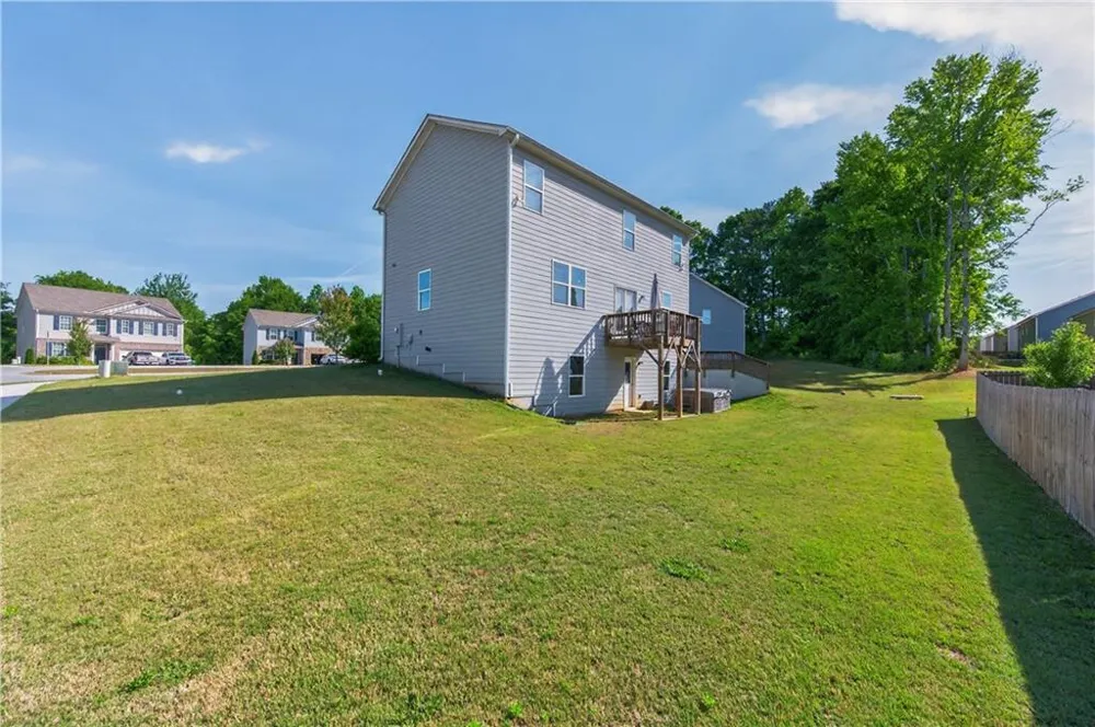 401 Hughes Lane Pendergrass, GA 30567