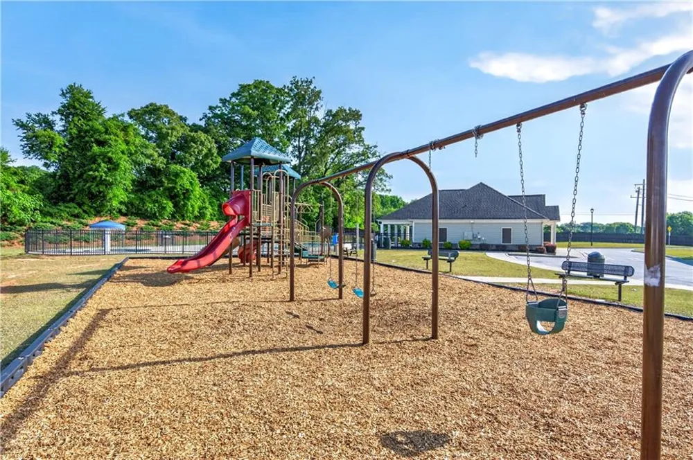 401 Hughes Lane Pendergrass, GA 30567
