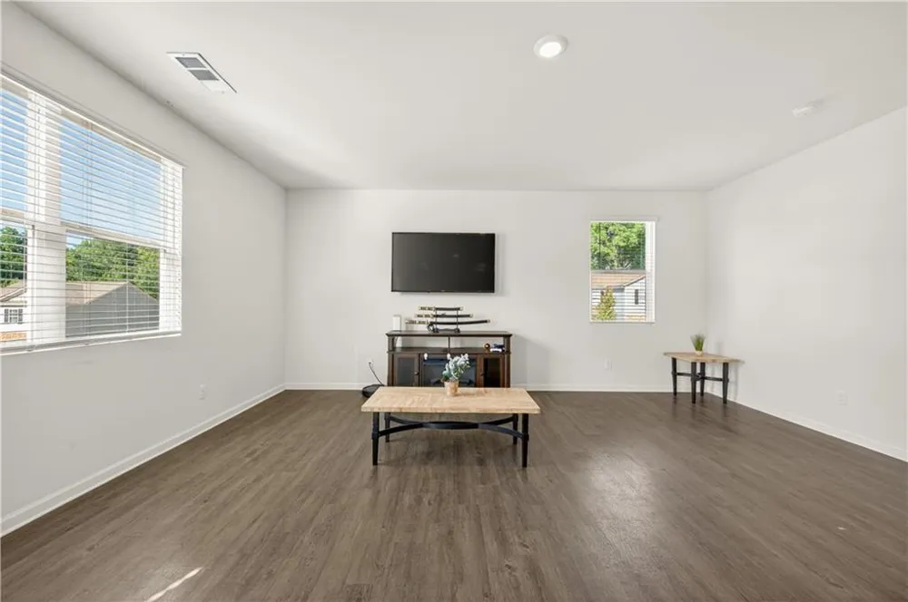 401 Hughes Lane Pendergrass, GA 30567