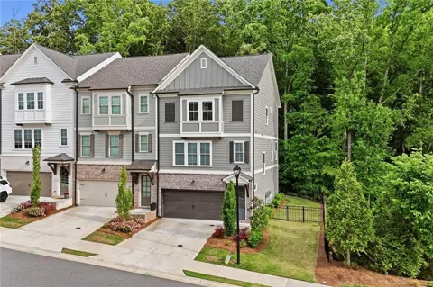 228 Retreat Lane