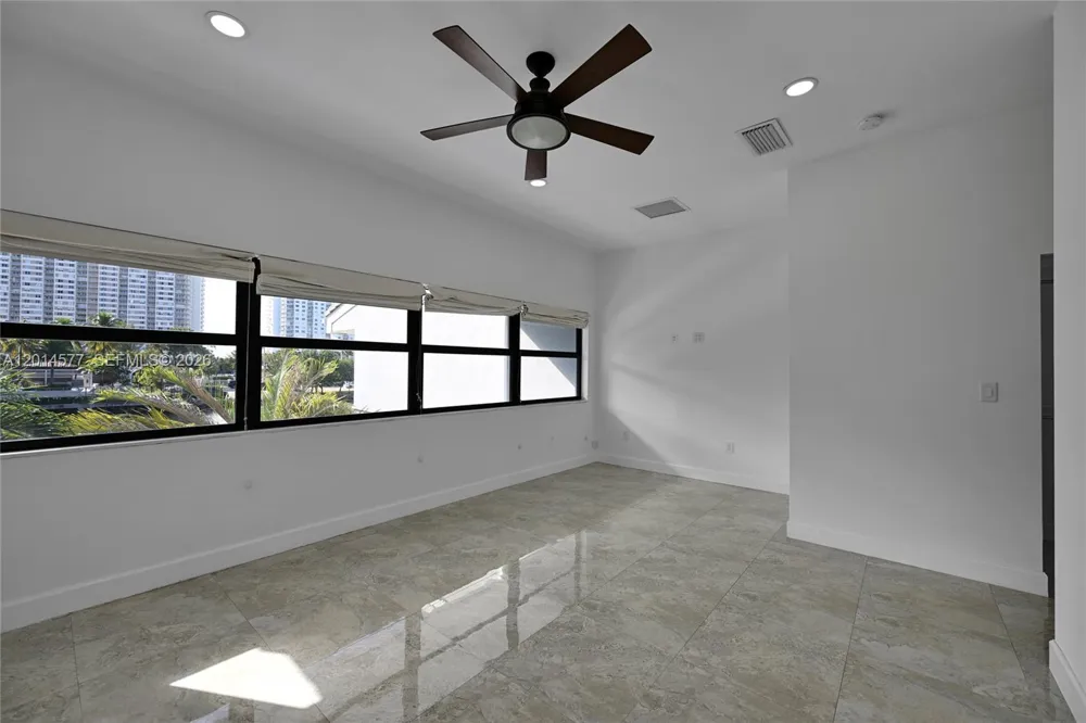 Address Not Shown Sunny Isles Beach, FL 33160