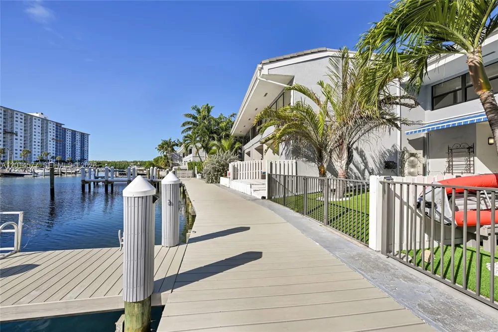 Address Not Shown Sunny Isles Beach, FL 33160