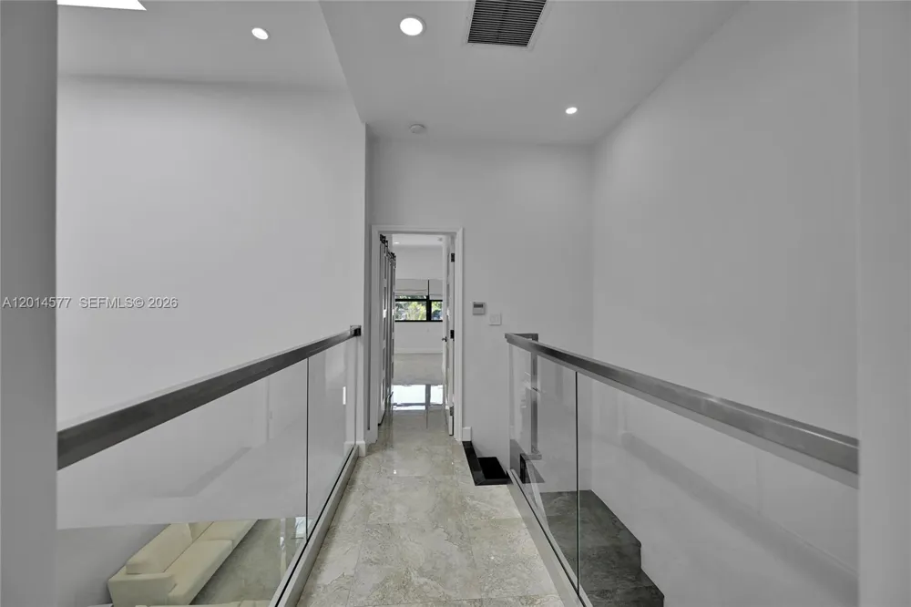 Address Not Shown Sunny Isles Beach, FL 33160
