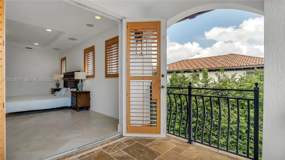 16763 NW 77th Path Miami Lakes, FL 33016