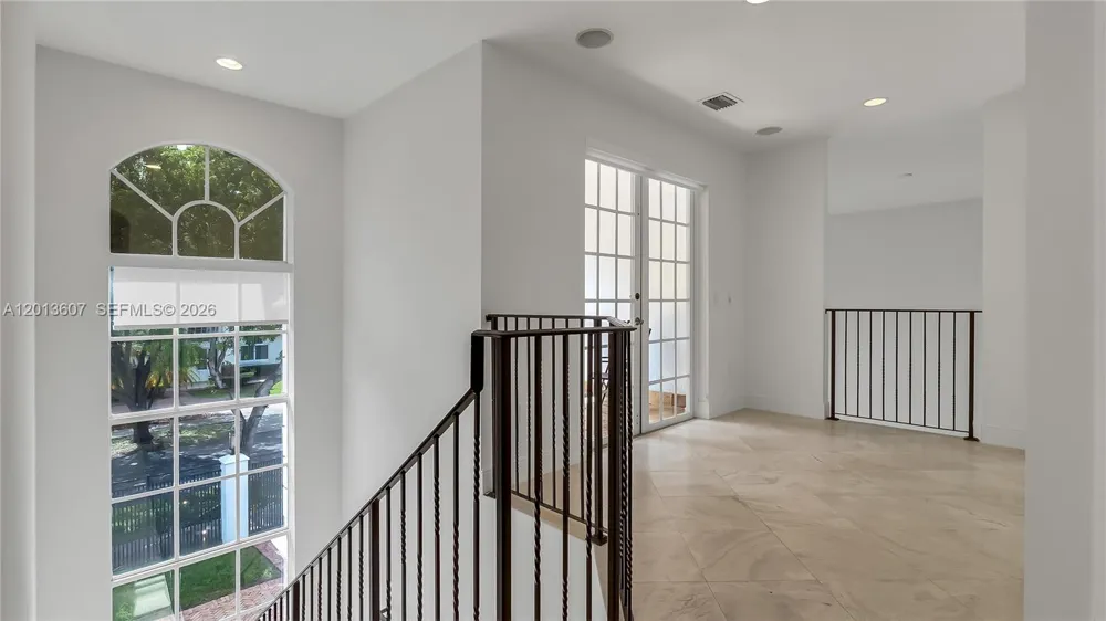 16763 NW 77th Path Miami Lakes, FL 33016
