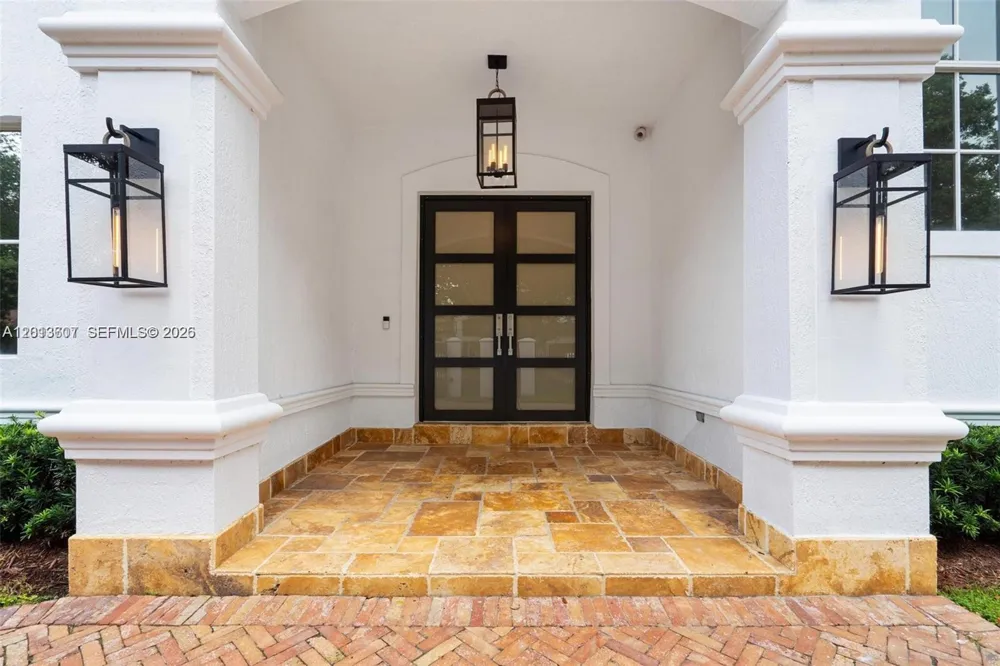 16763 NW 77th Path Miami Lakes, FL 33016