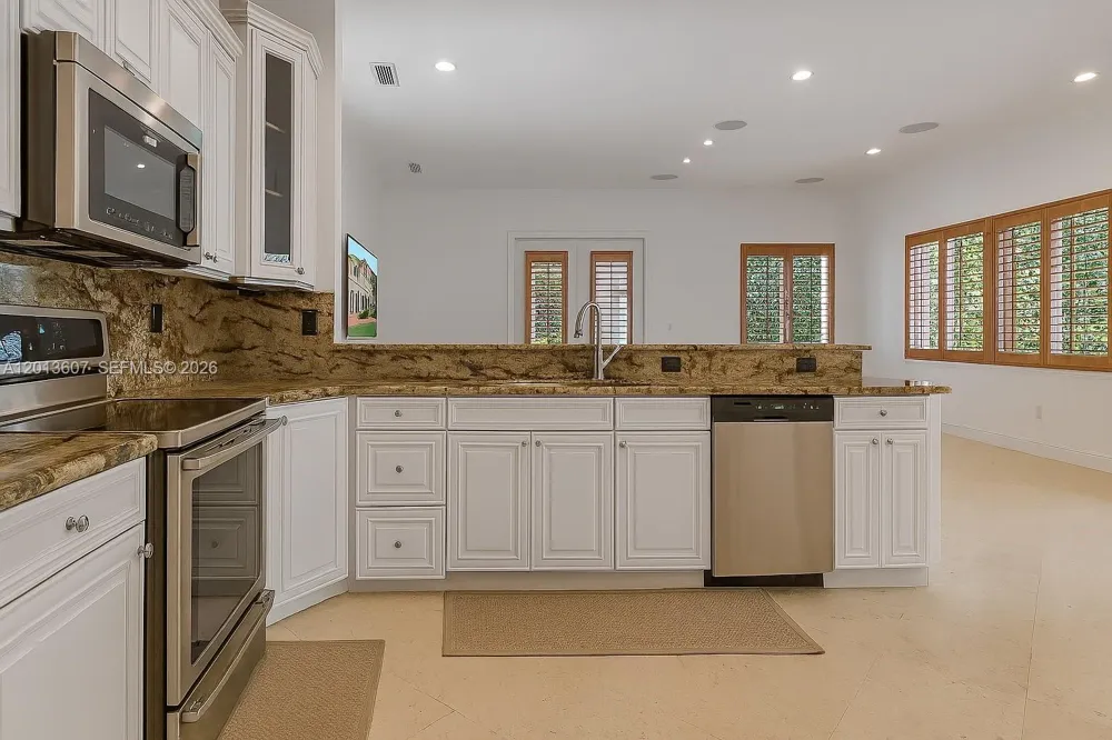 16763 NW 77th Path Miami Lakes, FL 33016