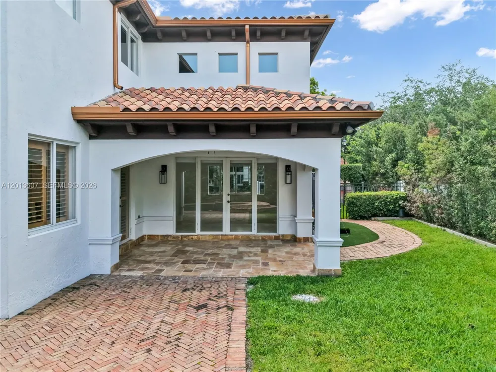 16763 NW 77th Path Miami Lakes, FL 33016