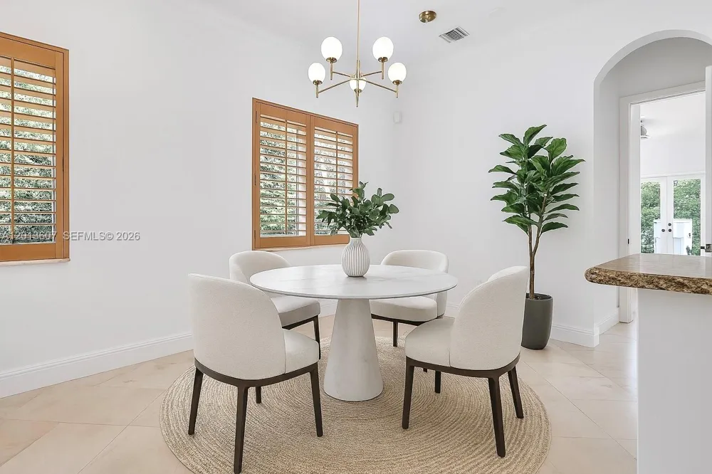 16763 NW 77th Path Miami Lakes, FL 33016