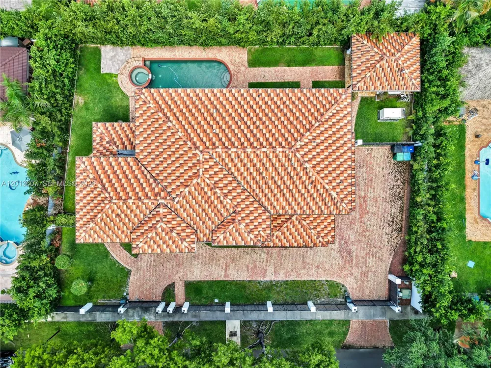 16763 NW 77th Path Miami Lakes, FL 33016
