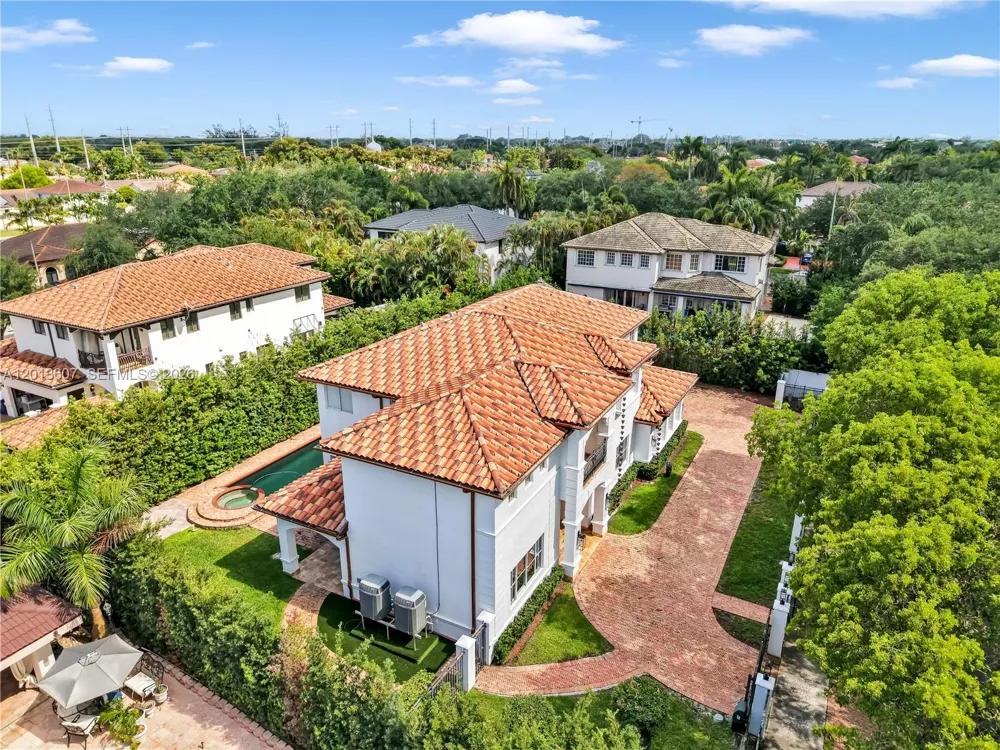16763 NW 77th Path Miami Lakes, FL 33016