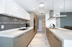 17301 Biscayne Blvd #2310 North Miami Beach, FL 33160