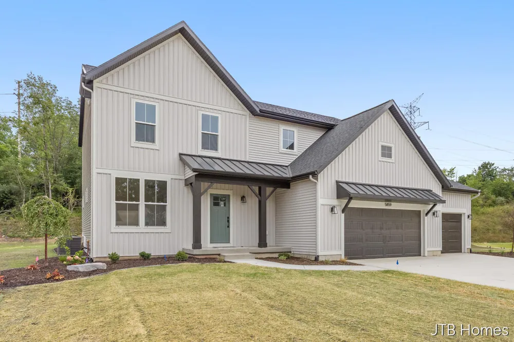 5859 Valley Point Drive SE Caledonia, MI 49316