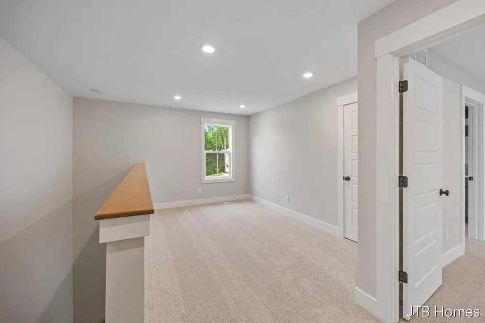 5859 Valley Point Drive SE Caledonia, MI 49316