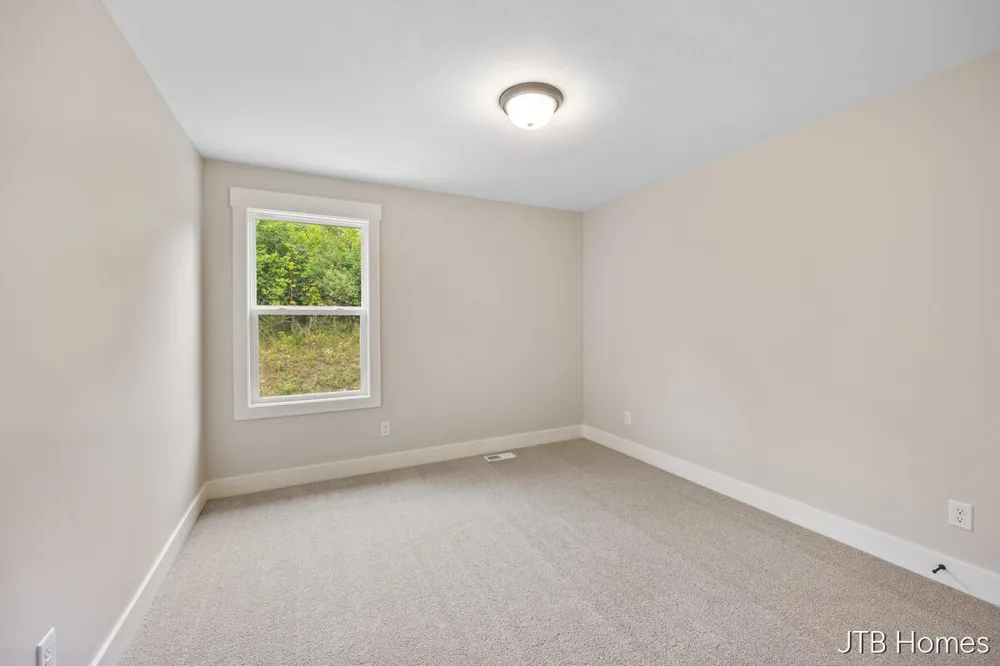 5859 Valley Point Drive SE Caledonia, MI 49316