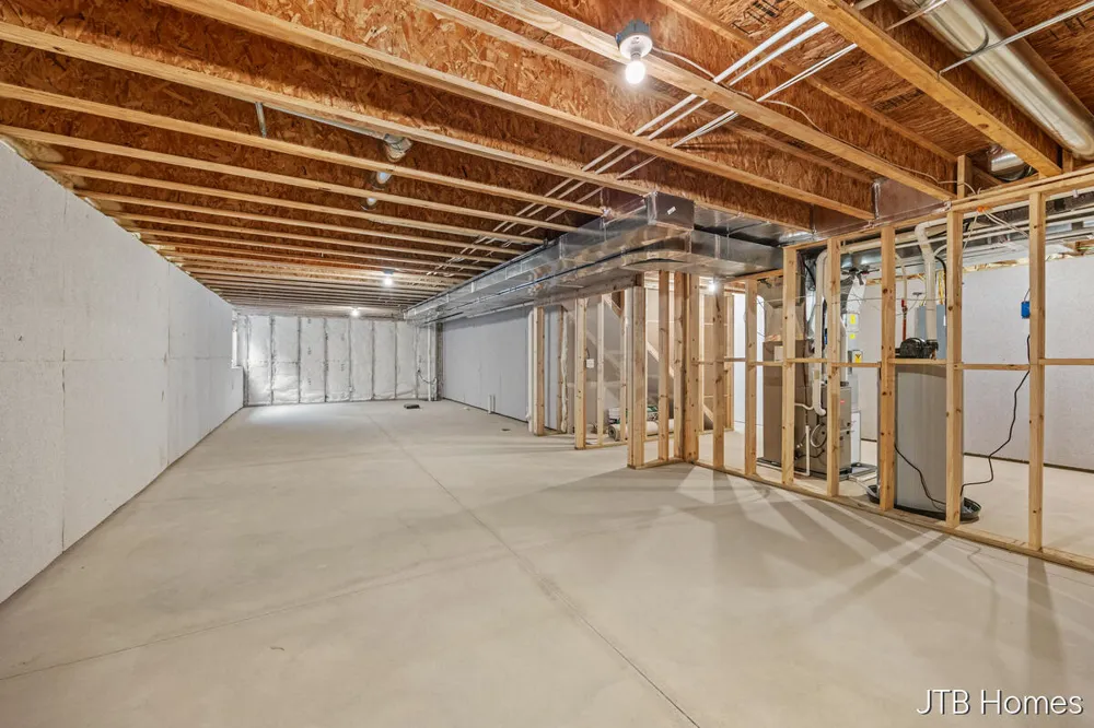 5859 Valley Point Drive SE Caledonia, MI 49316