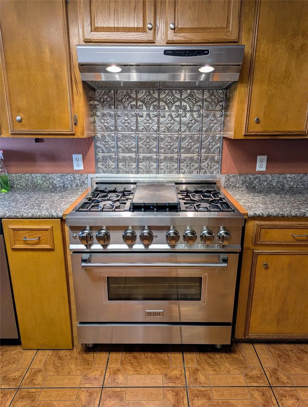 2654 Cos Street Liberty, TX 77575