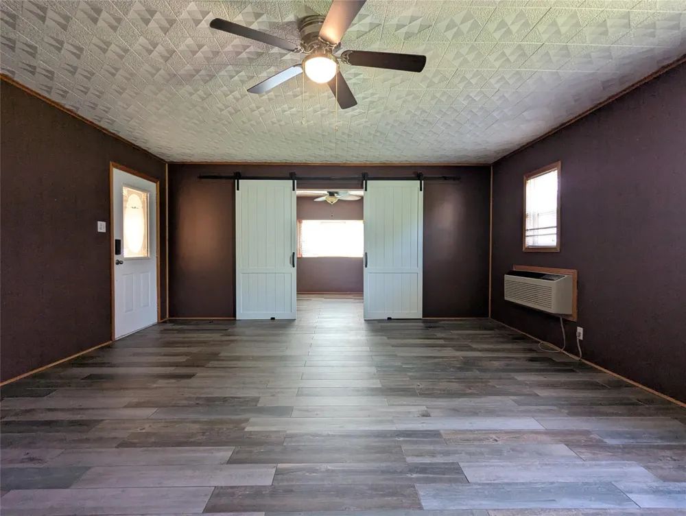 2654 Cos Street Liberty, TX 77575