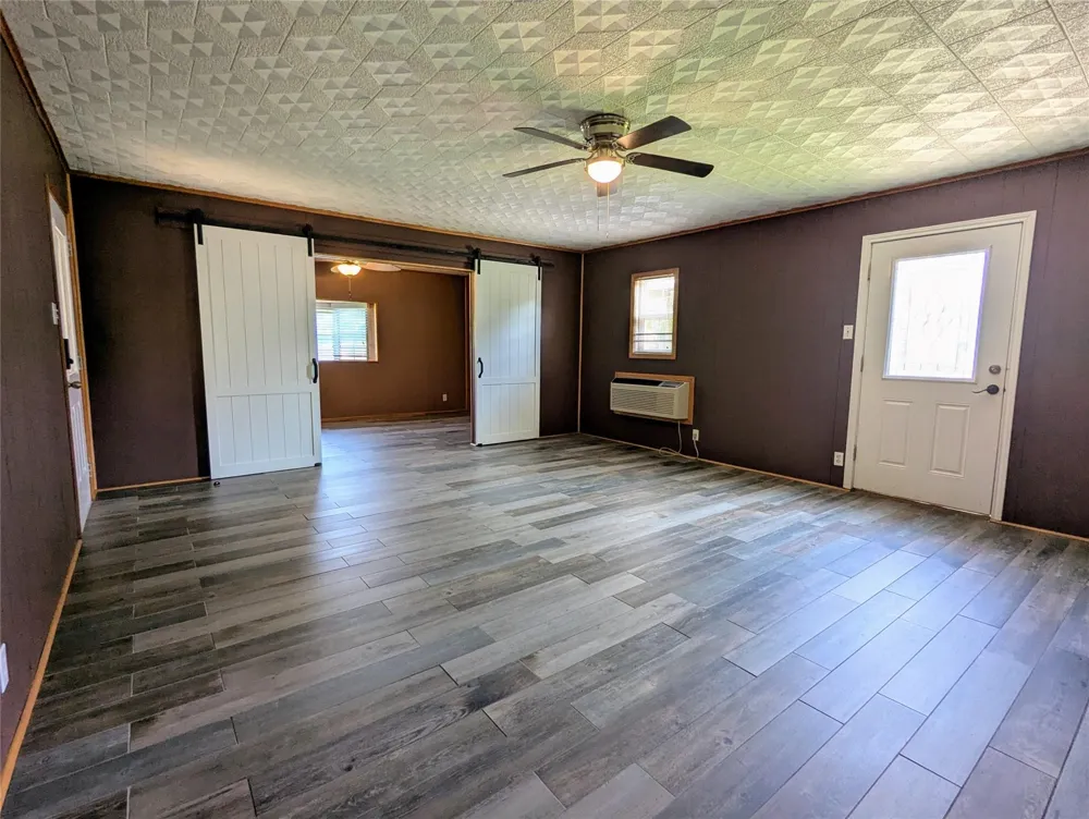 2654 Cos Street Liberty, TX 77575