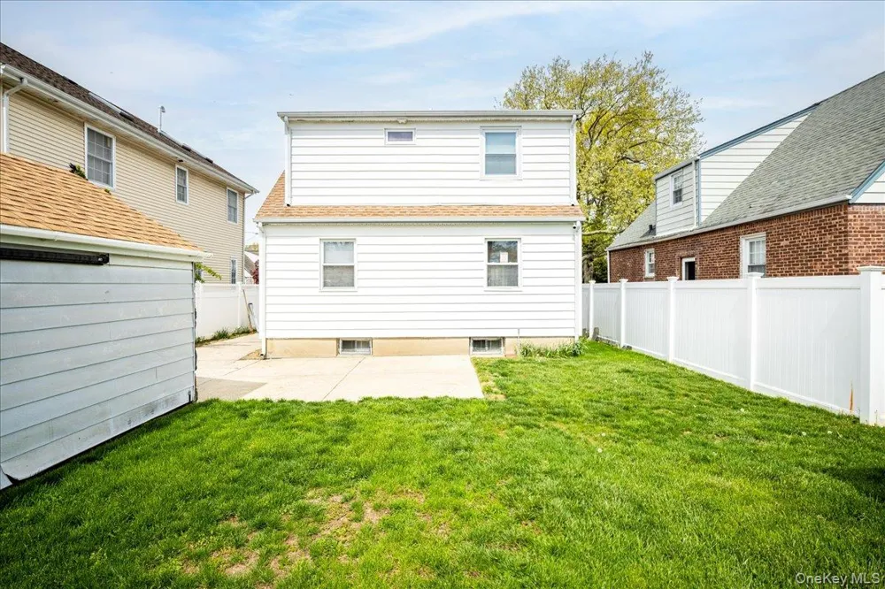 48 Hommell Street Valley Stream, NY 11580