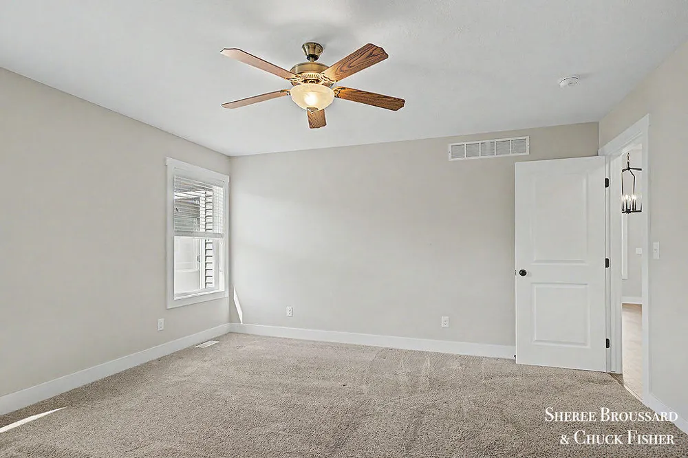 2914 Veld Creek Drive #31 Rockford, MI 49341