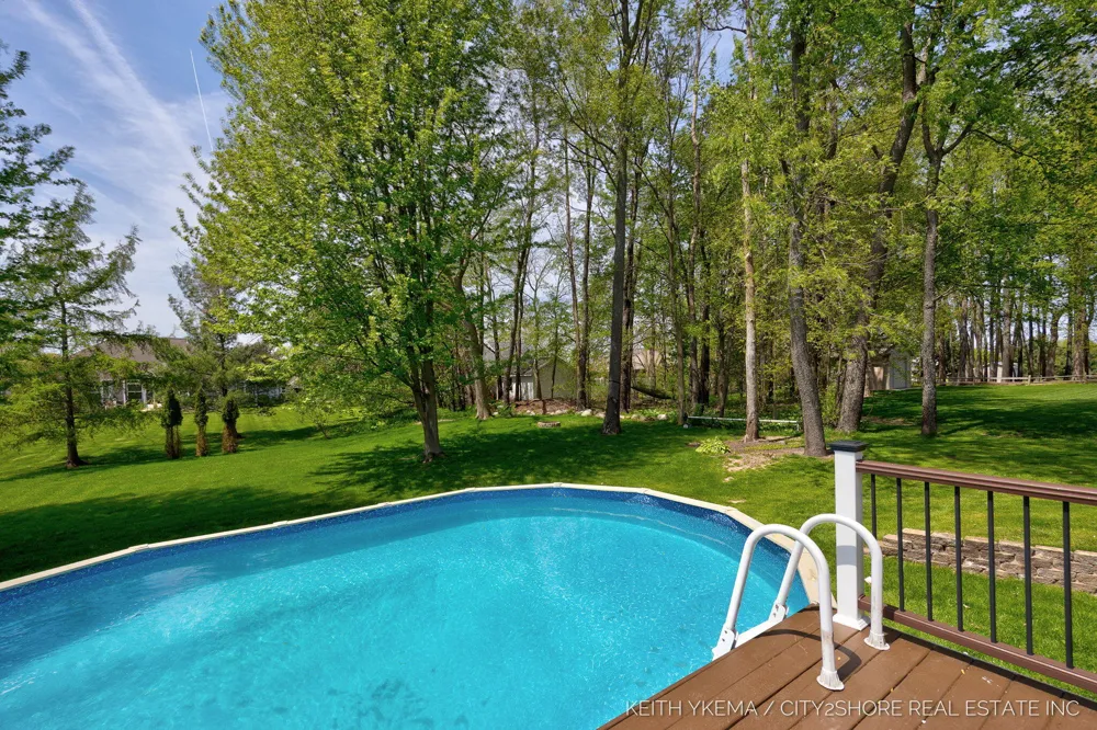 7453 Southwood SW Byron Center, MI 49315
