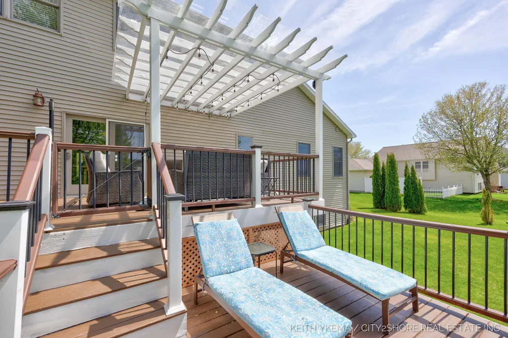 7453 Southwood SW Byron Center, MI 49315