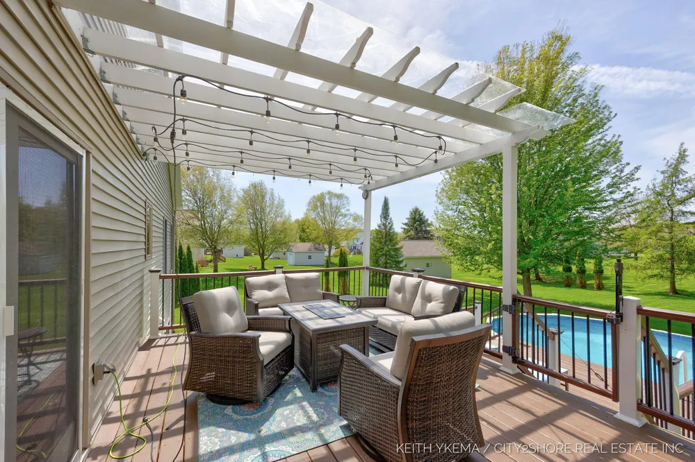 7453 Southwood SW Byron Center, MI 49315