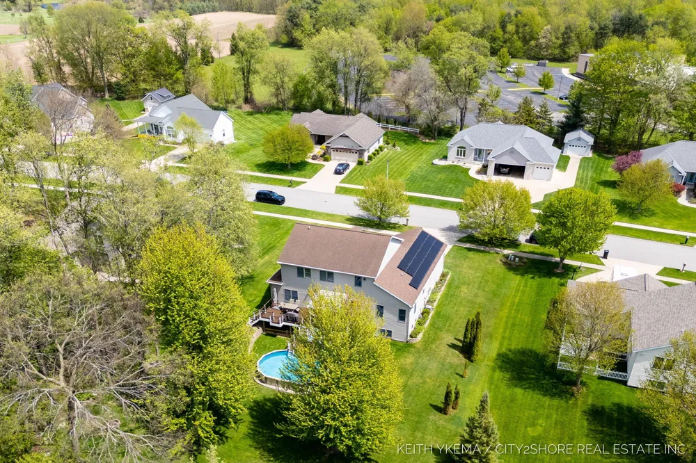 7453 Southwood SW Byron Center, MI 49315