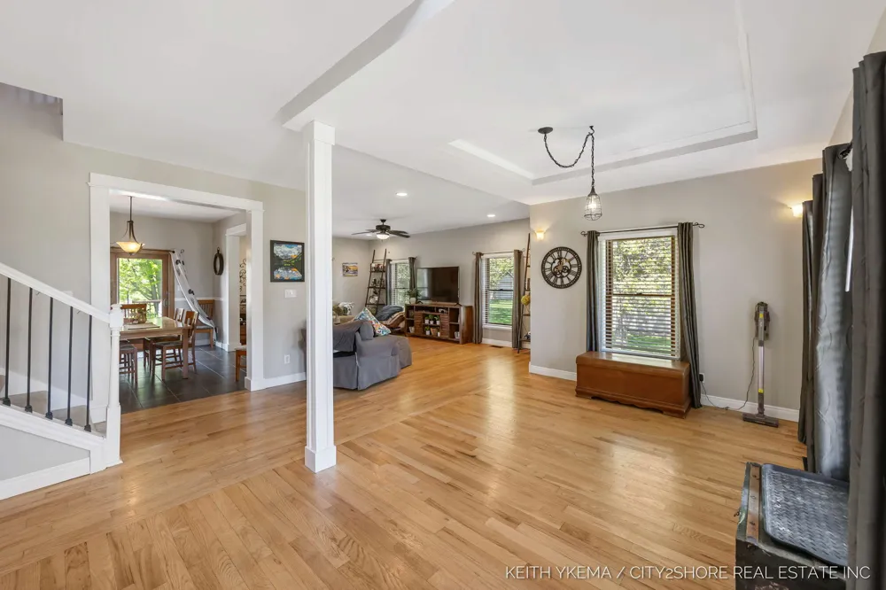 7453 Southwood SW Byron Center, MI 49315