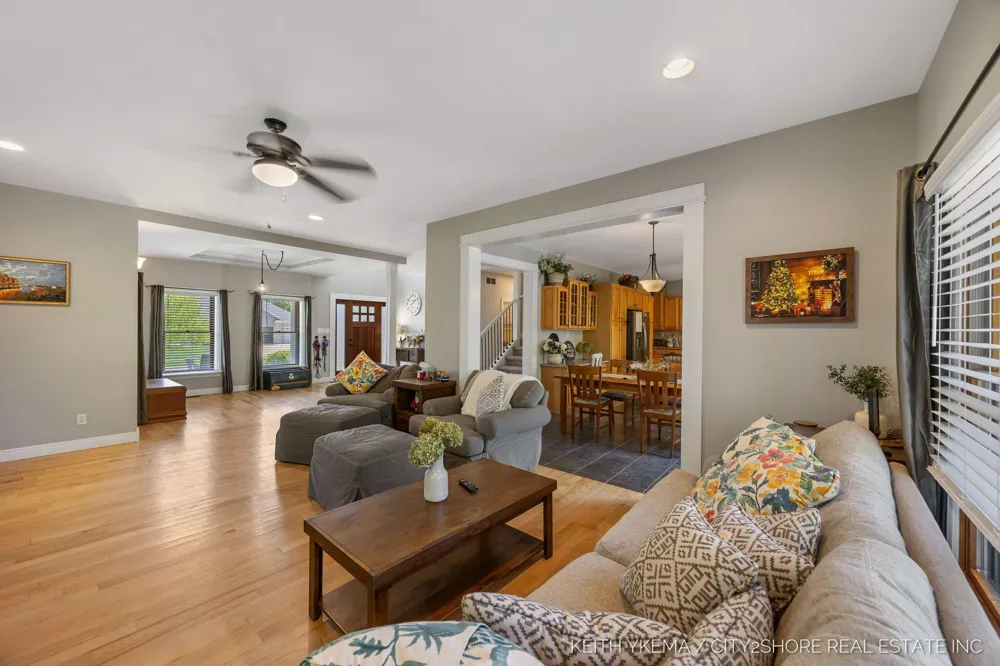 7453 Southwood SW Byron Center, MI 49315