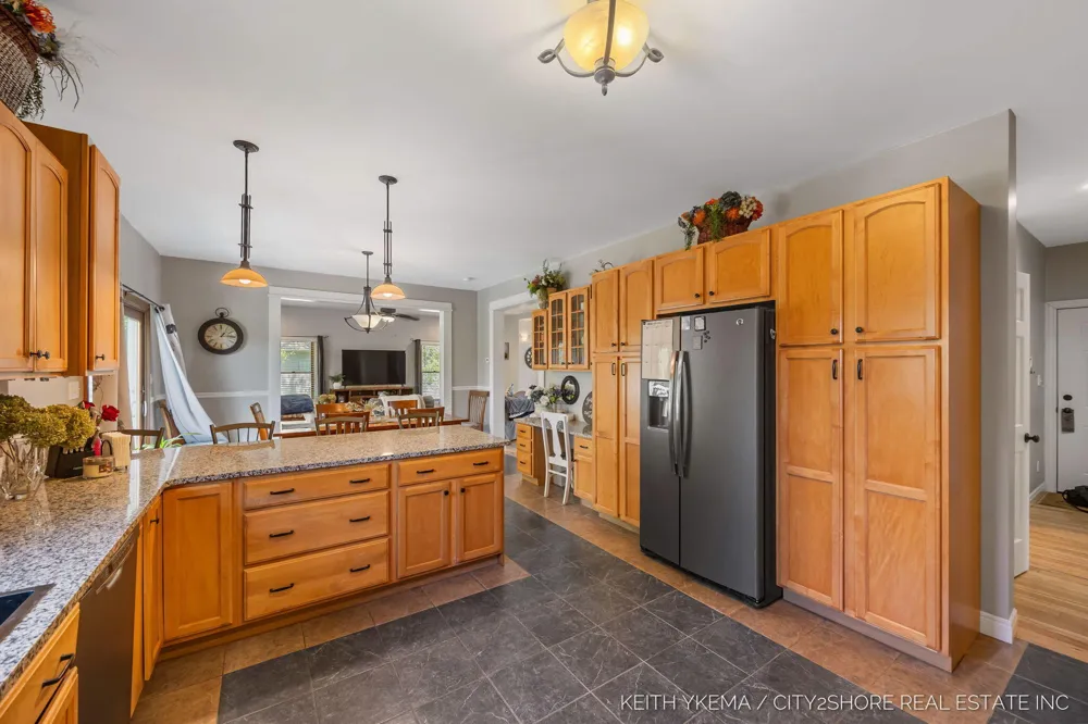 7453 Southwood SW Byron Center, MI 49315