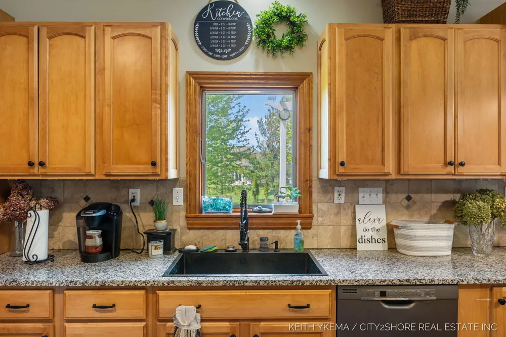 7453 Southwood SW Byron Center, MI 49315